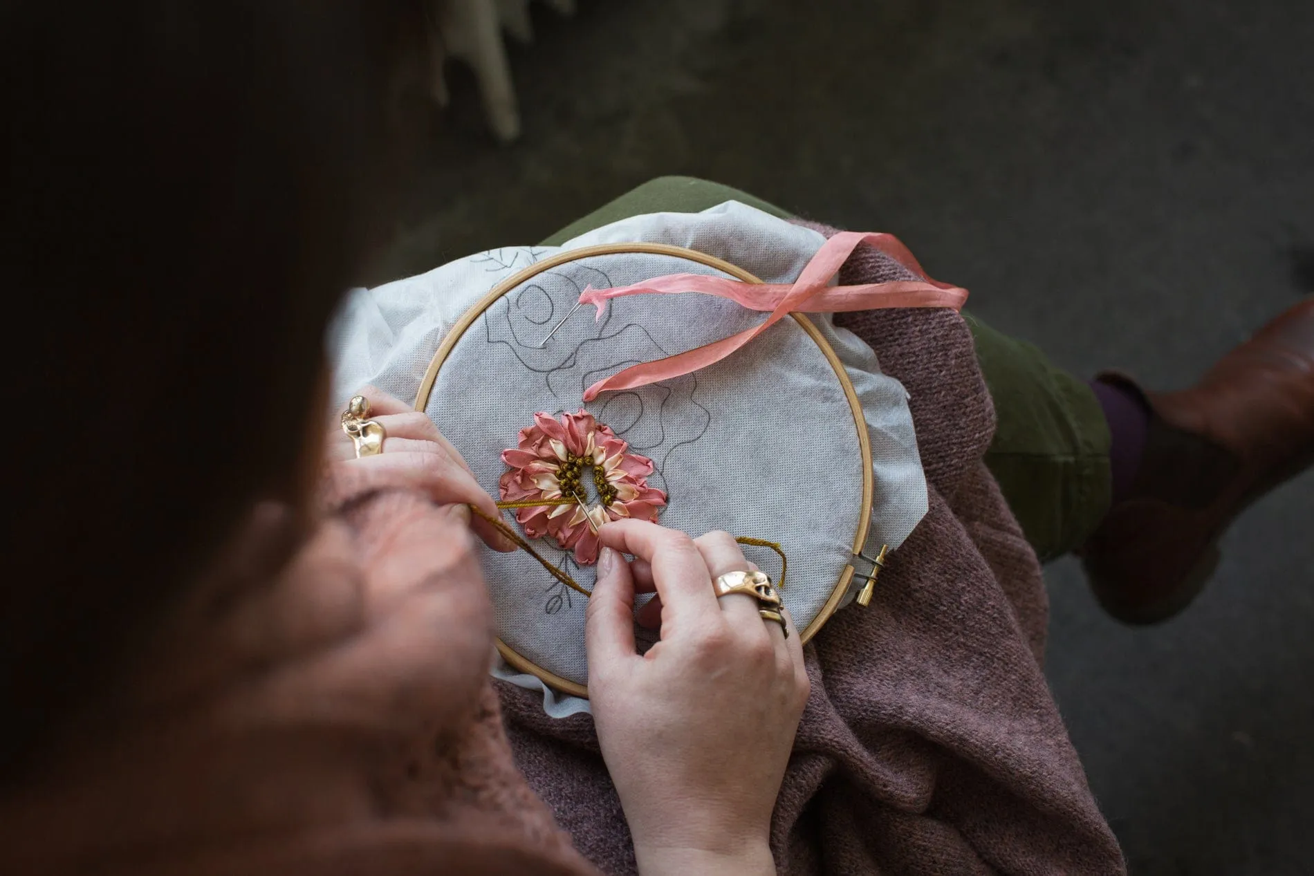 Embroidery on Knits- Judit Gummlich