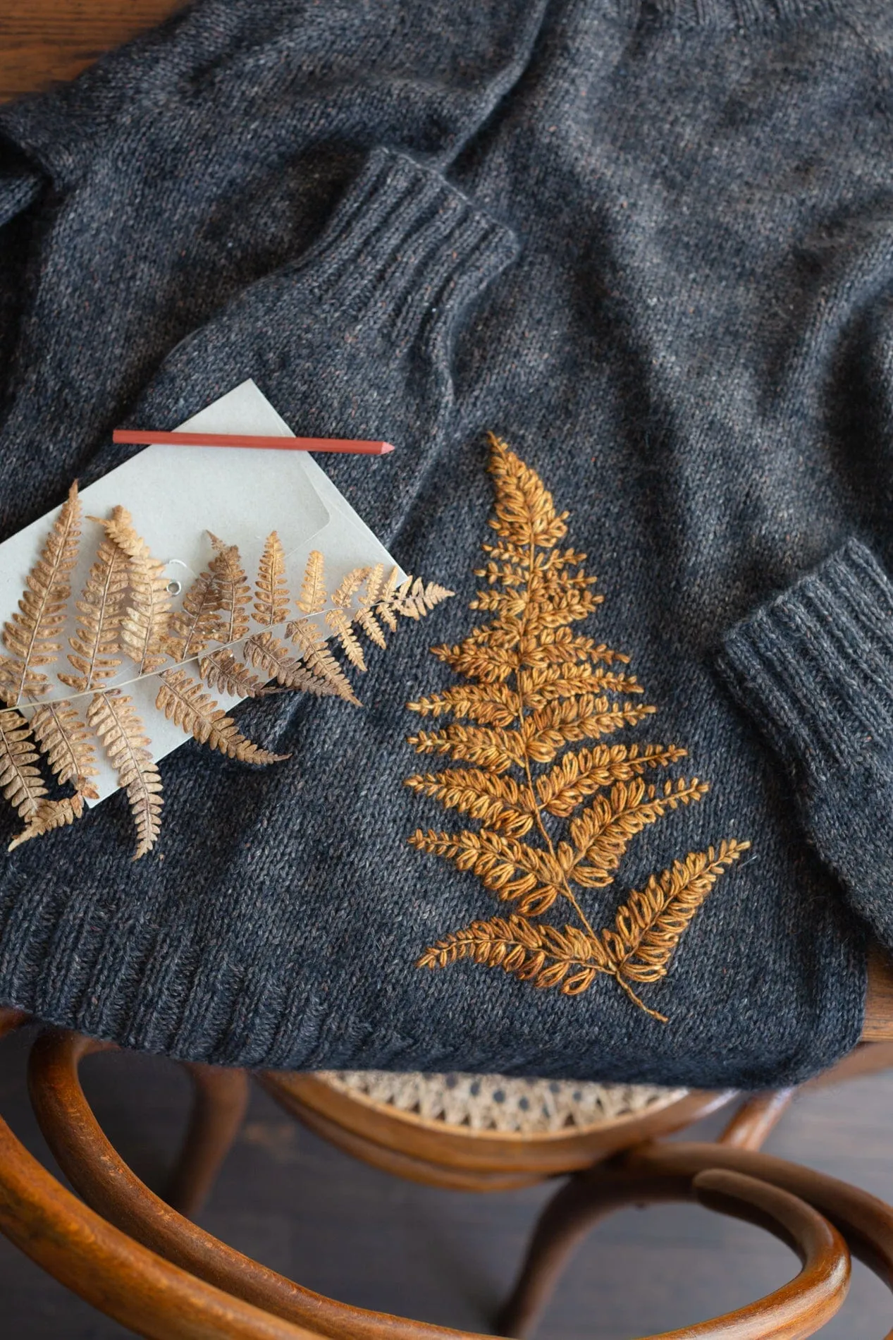 Embroidery on Knits- Judit Gummlich