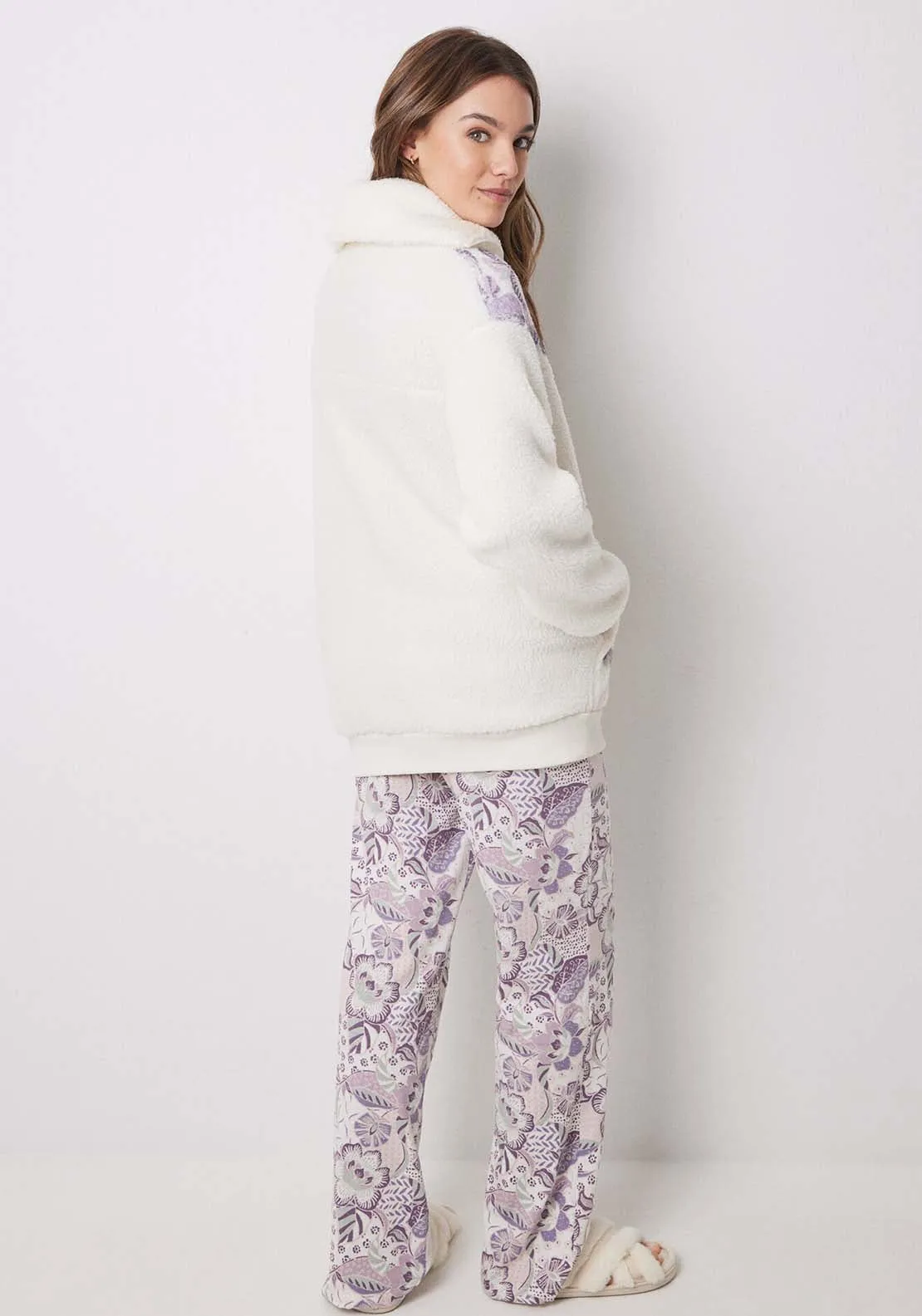 Medium Robe - Ivory