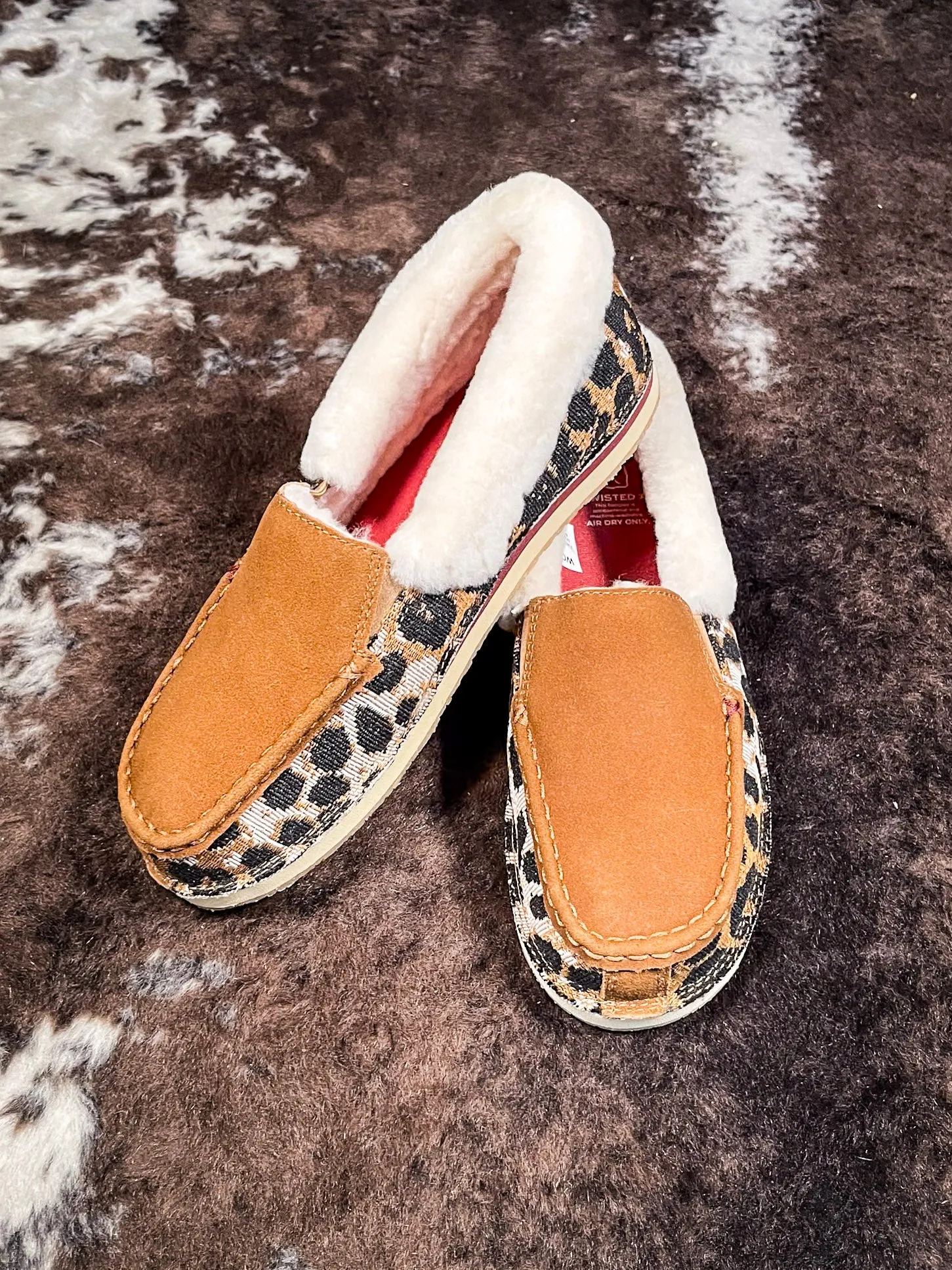 Mia Twisted X Slip - On Loafer - Tan & Cheetah