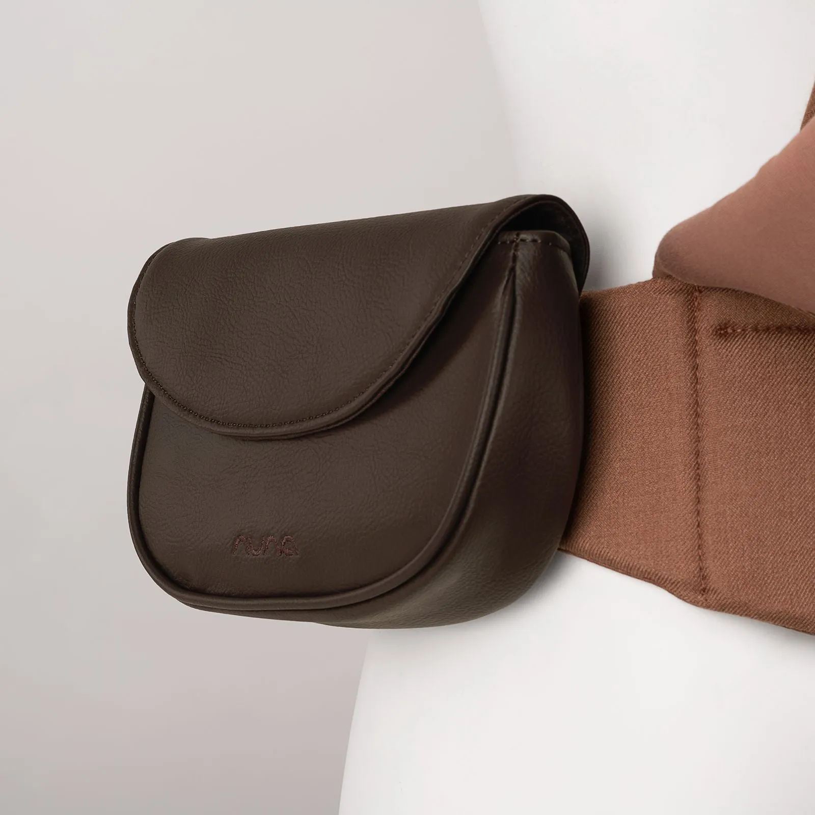 Nuna CUDL Luxe